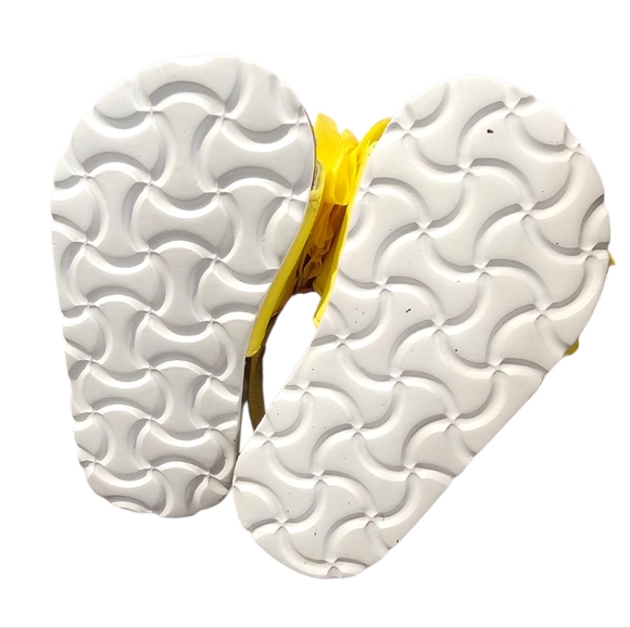 Capelli New York Yellow Floral Sandals Toddler Size 6 EUC - Picture 3 of 4